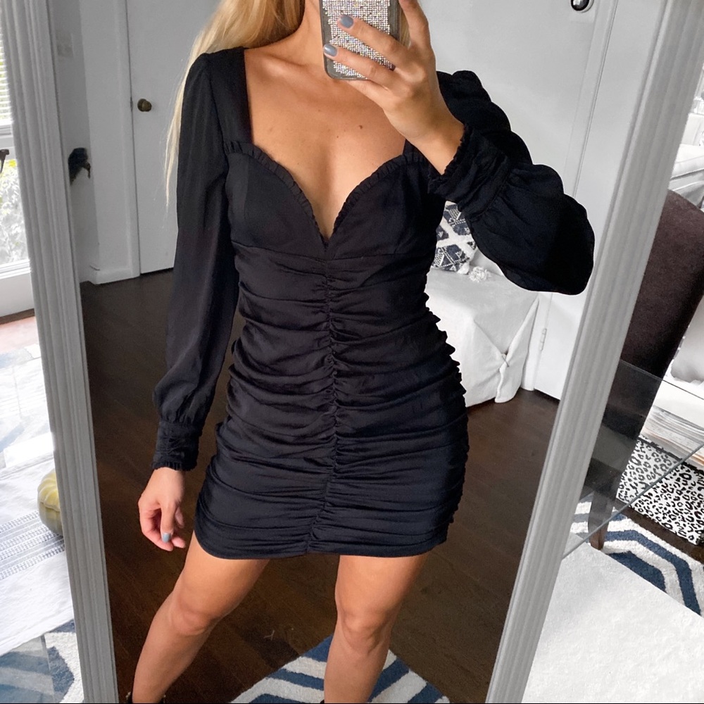 π€ ZARA BLACK RUCHED RUFFLE LONG SLEEVE MINI DRESS! - Picture 5 of 9